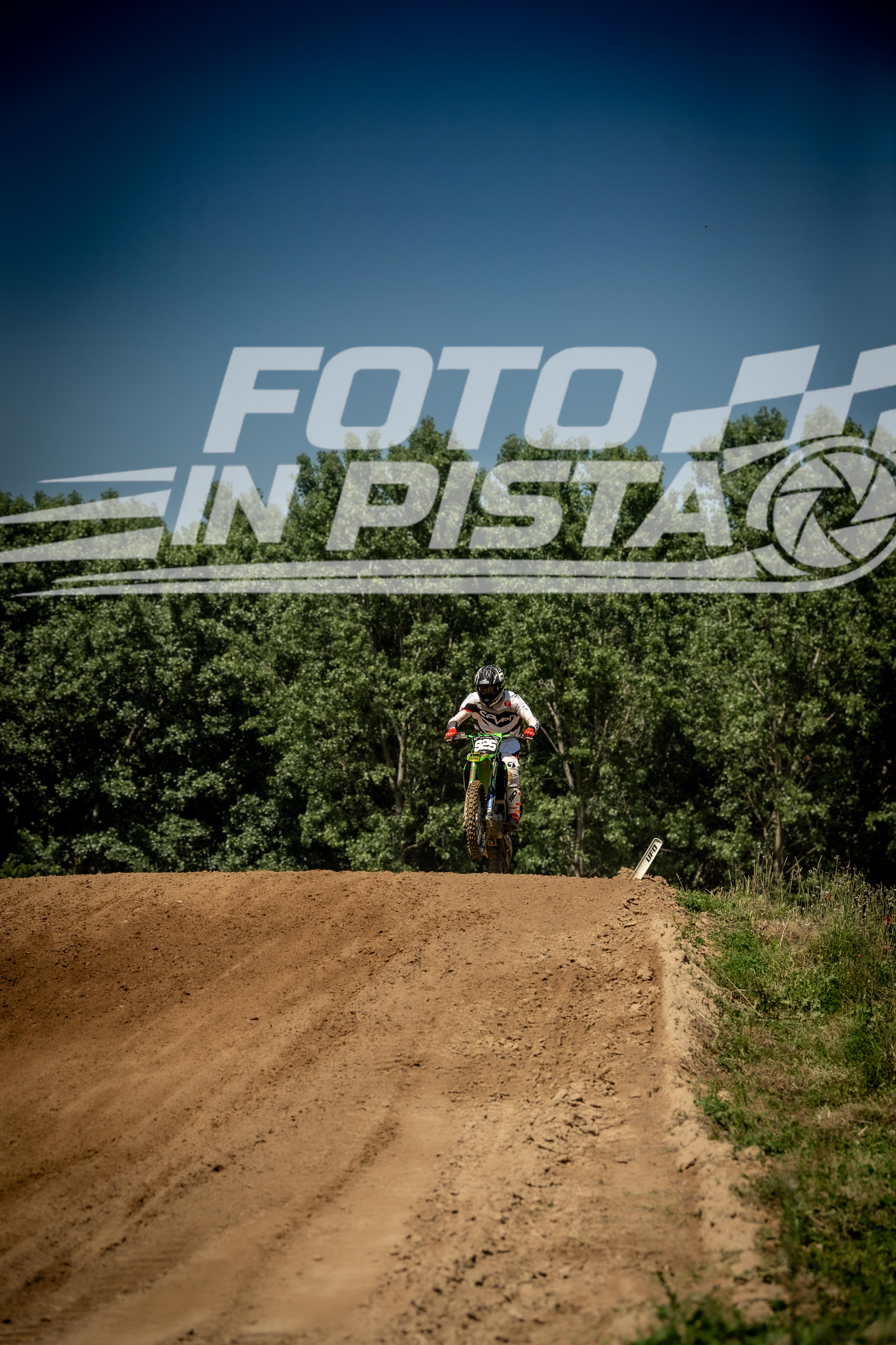 FM5_7966GOPRO2305