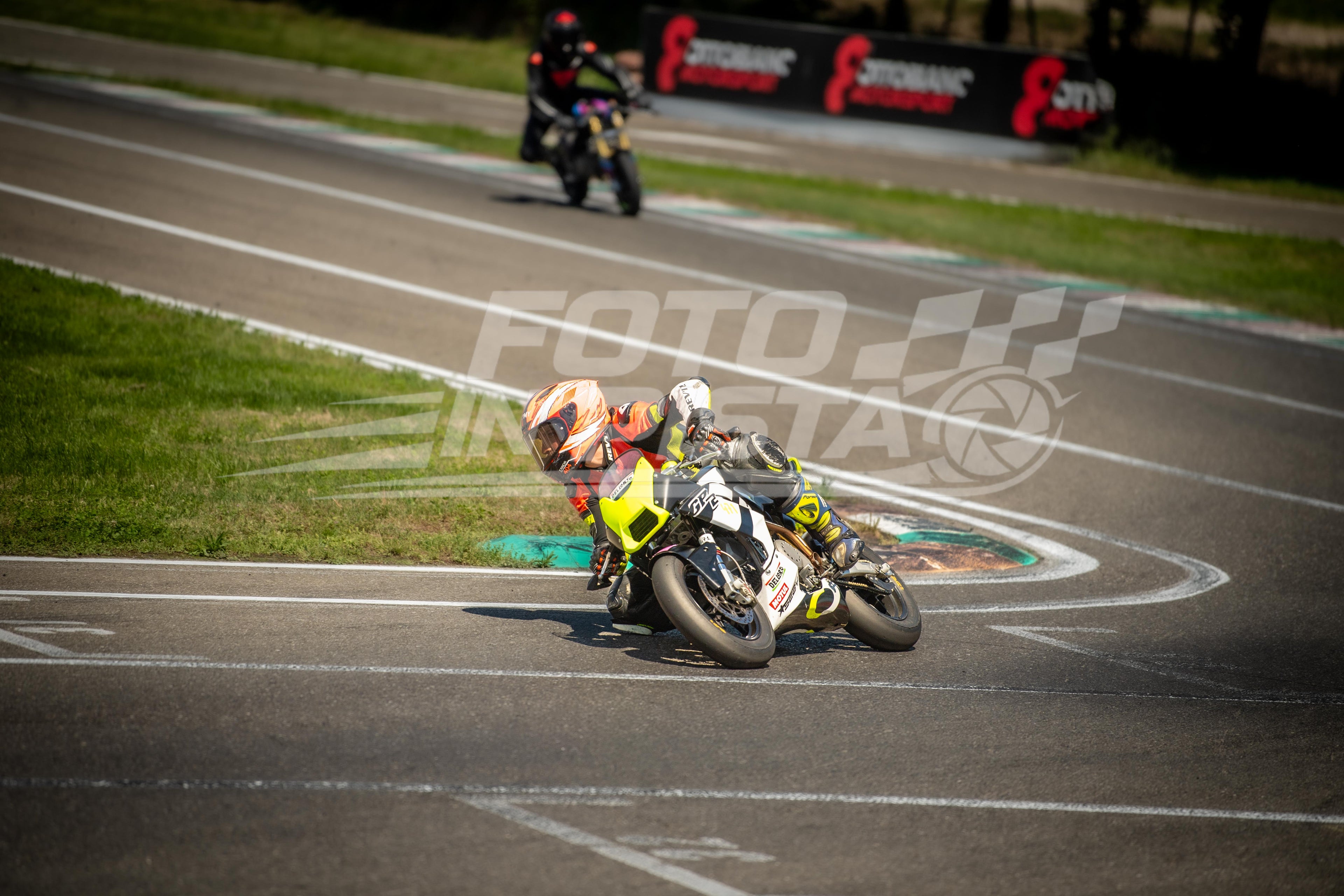 minibike-890