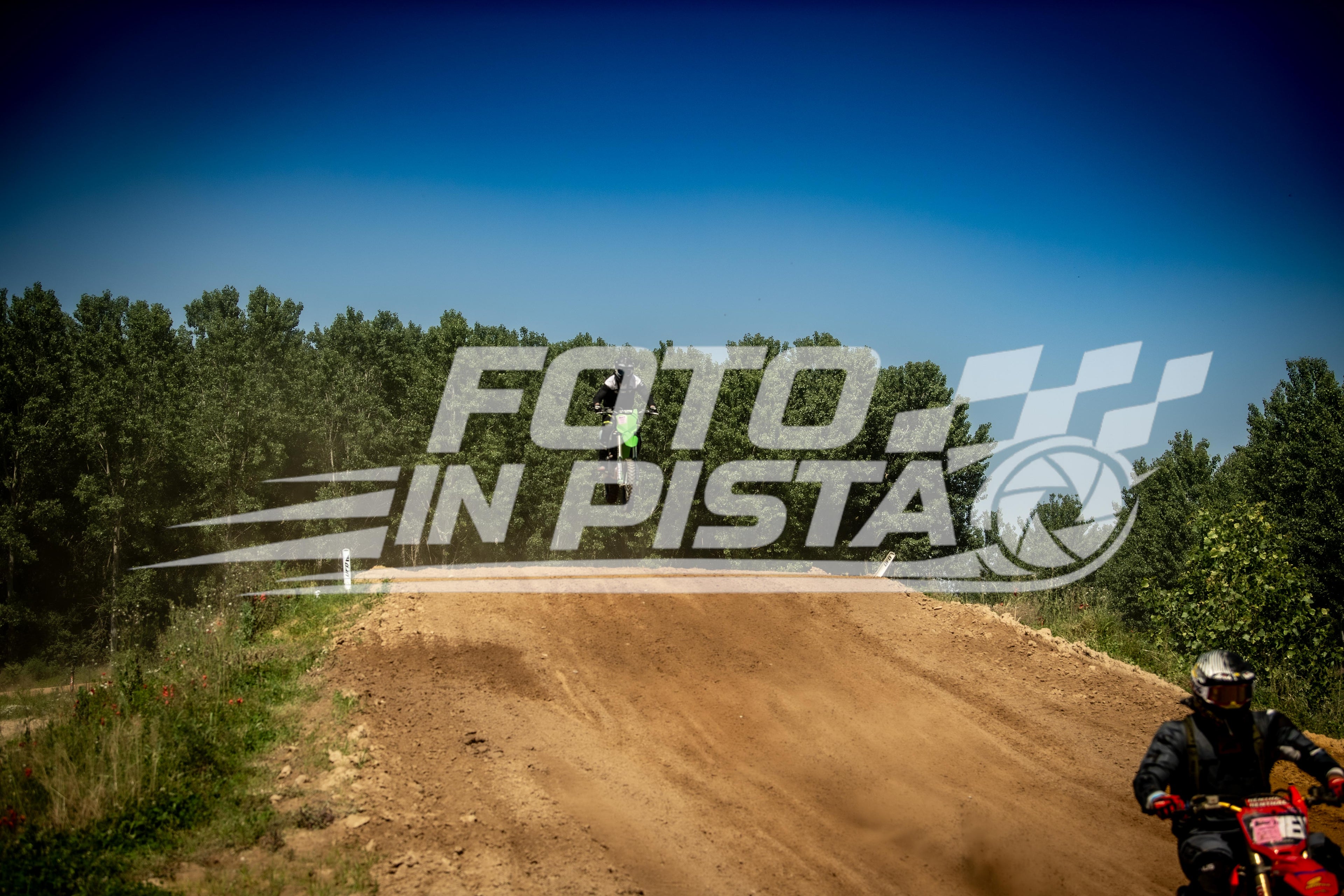 FM5_7696GOPRO2305